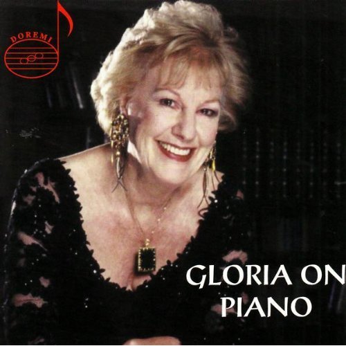 GLORIA ON PIANO