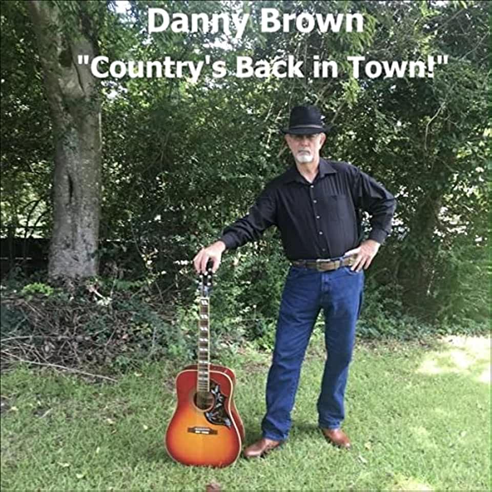 COUNTRY'S BACK IN TOWN (CDRP)