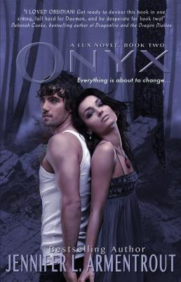 Onyx: A Lux Novel